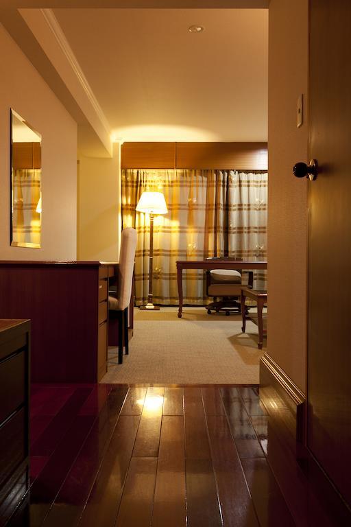 Station Hotel Au Tsu Room photo